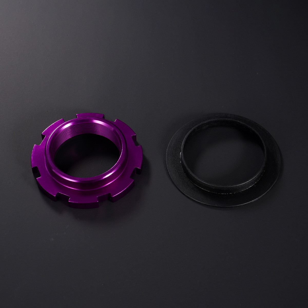 フロント用スプリングシート（ロア側）（TOYOTA86/GR86）/SUPER STREET