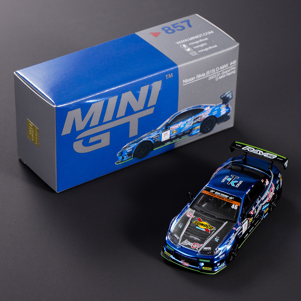 MINI GT 1/64 Nissan シルビア S15 D-MAX RACING 2023 #46